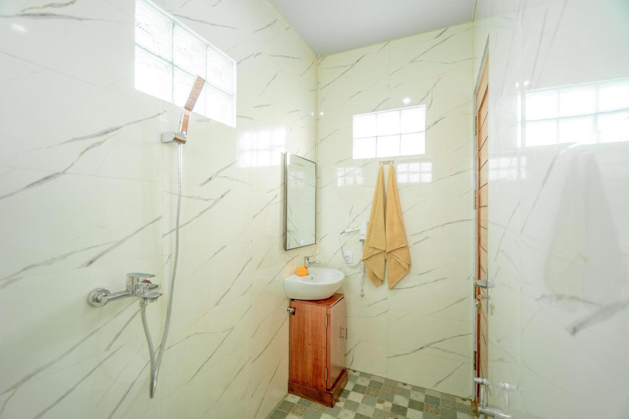 Ashanti Guest House Ubud ภายนอก รูปภาพ